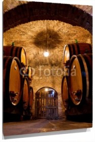 Lienzo Barriles en bodega antigua